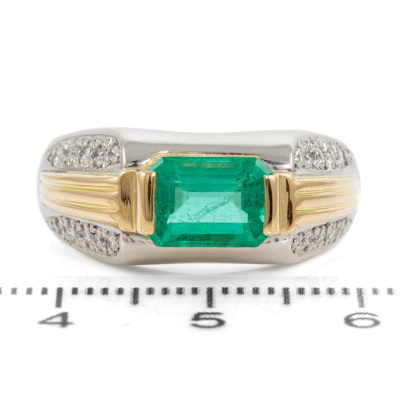 1.77ct Emerald & Diamond Mens Ring - 2