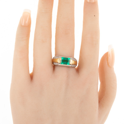 1.77ct Emerald & Diamond Mens Ring - 6