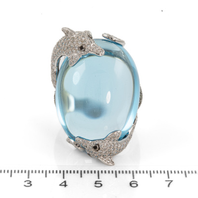 110.98ct Blue Topaz Dolphin Design Ring - 2
