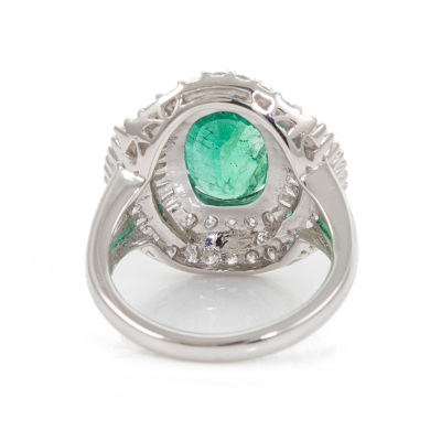 4.68ct Zambian Emerald and Diamond Ring - 5