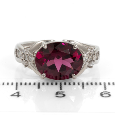 3.87ct Rhodolite Garnet & Diamond Ring - 2