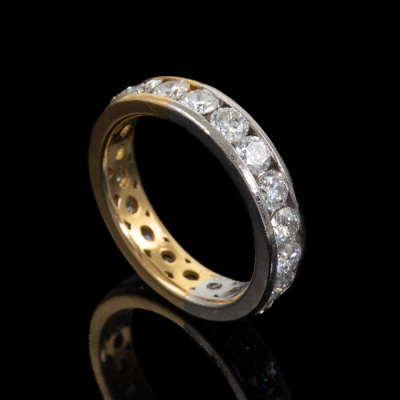 2.57ct Diamond Two-tone Eternity Ring - 6