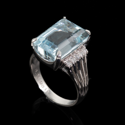 8.25ct Aquamarine & Diamond Ring - 5