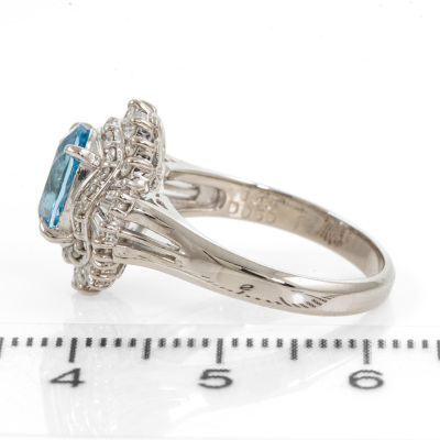 1.43ct Aquamarine and Diamond Ring - 3