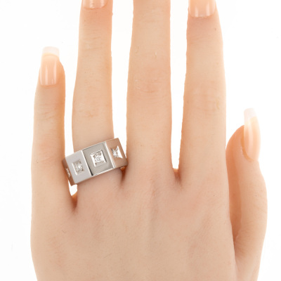 Diamond Mens Platinum Ring, 35.4 grams - 7