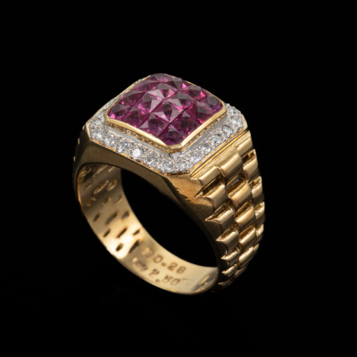 2.50ct Ruby and Diamond Mens Ring 11.2g - 5
