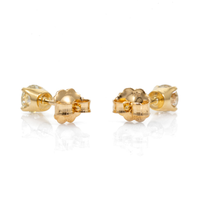 0.61ct Diamond Studs - 4