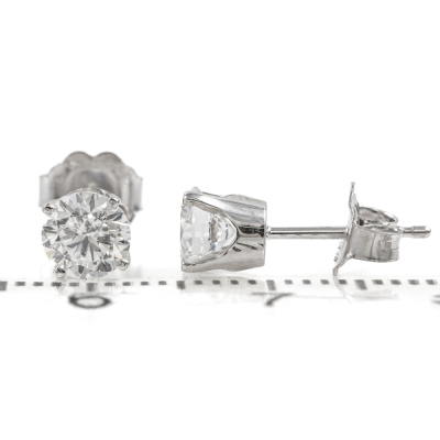 1.00ct Diamond Studs GIA D VS1 - 4