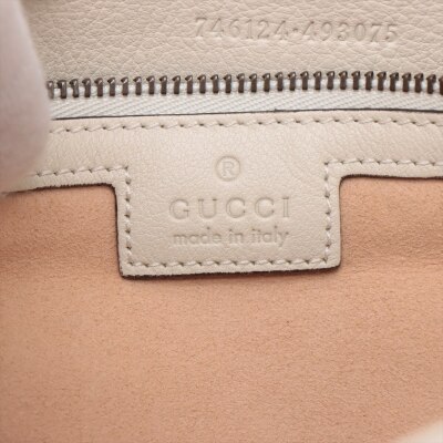 Gucci Diana Medium Shoulder Bag - 13