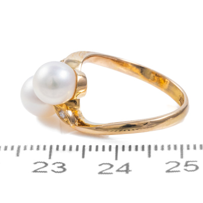 Akoya Pearl and Diamond Ring - 3