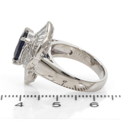 2.85ct Thai Sapphire & Diamond Ring GIA - 3