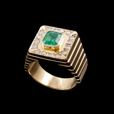 1.48ct Emerald and Diamond Mens Ring - 6