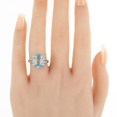 4.12ct Aquamarine & Diamond Ring - 6