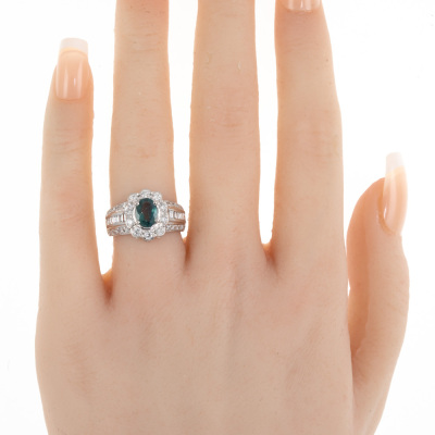 1.25ct Alexandrite & Diamond Ring - 8