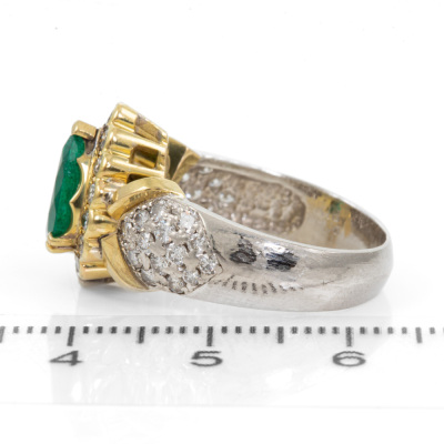 1.45ct Emerald and Diamond Ring - 3