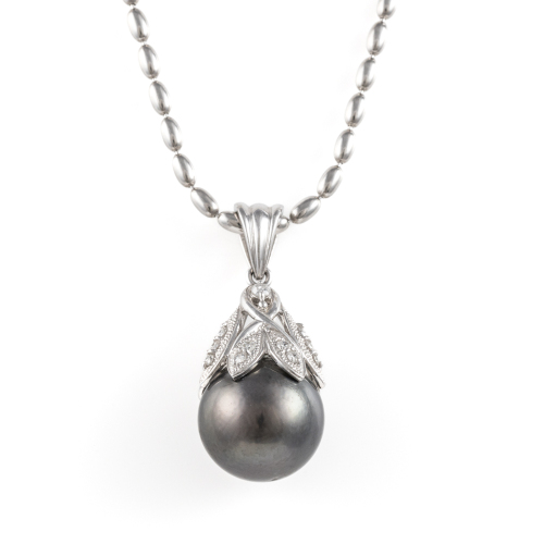 14.2mm Tahitian Pearl & Diamond Pendant