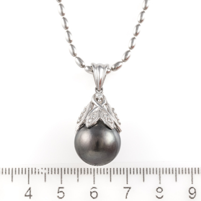 14.2mm Tahitian Pearl & Diamond Pendant - 2