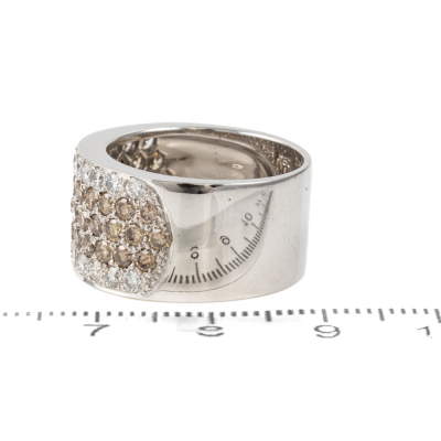 Champagne and White Diamond Ring - 3