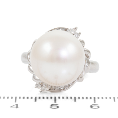14.1mm South Sea Pearl and Diamond Ring - 2