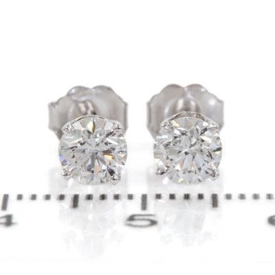 1.00ct Diamonds Studs GIA D E VVS1 - 2