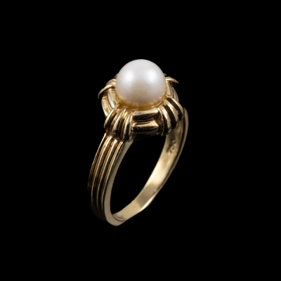Tiffany & Co. Akoya Pearl Ring - 5