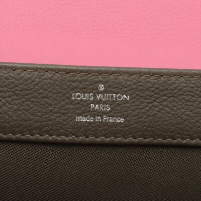 Louis Vuitton LockMe II BB - 12