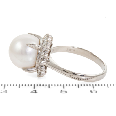 12.4mm South Sea Pearl & Diamond Ring - 3