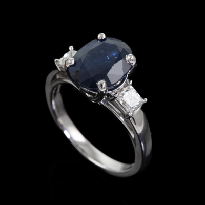 3.84ct Blue Sapphire and Diamond Ring - 5