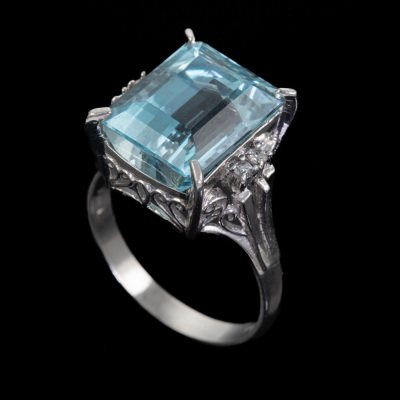 7.07ct Aquamarine and Diamond Ring - 5