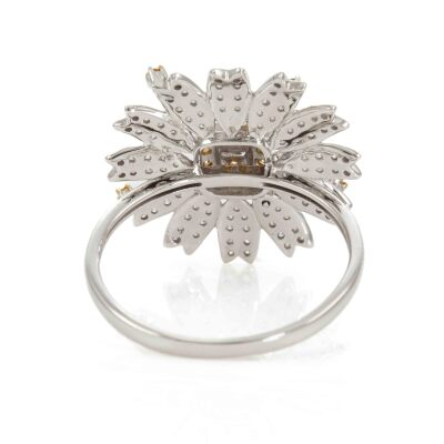 0.70ct Yellow & White Diamond Ring - 4