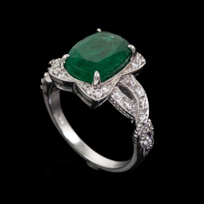 4.97ct Zambian Emerald and Diamond Ring - 6
