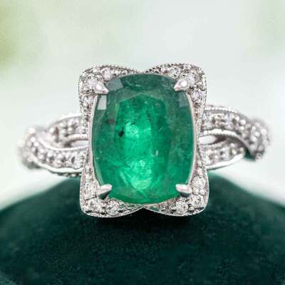 4.97ct Zambian Emerald and Diamond Ring - 8