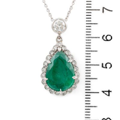 6.76ct Zambian Emerald & Diamond Pendant - 3