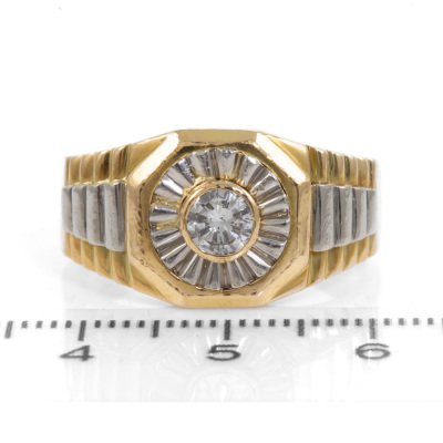 0.36ct Diamond Mens Gold Ring - 2