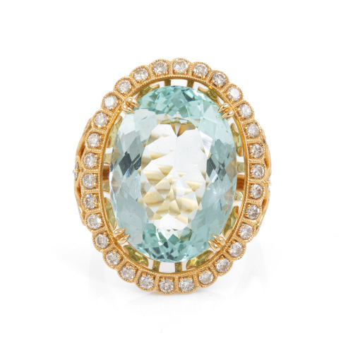 16.23ct Aquamarine and Diamond 18ct Ring