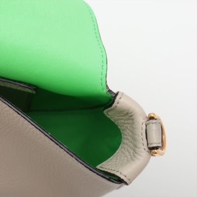 Fendi Selleria Baguette Leather Bag - 3