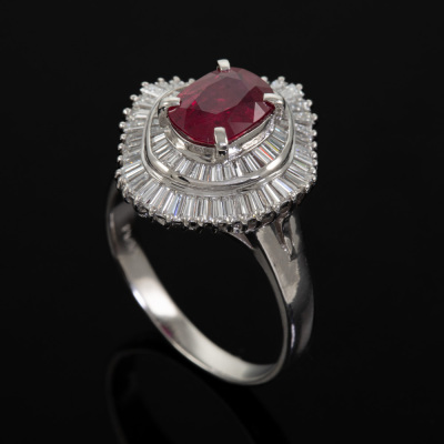 2.18ct Ruby and Diamond Ring - 6