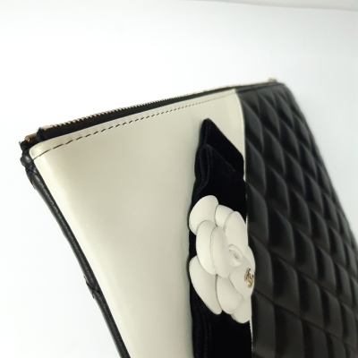 Chanel Camelia O-Case Clutch - 3