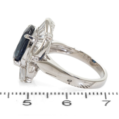 4.69ct Sapphire and Diamond Ring - 3