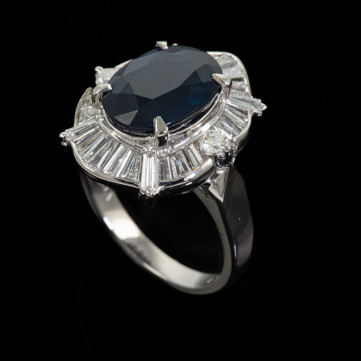 4.69ct Sapphire and Diamond Ring - 6