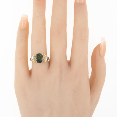 2.77ct Australian Sapphire, Diamond Ring - 3