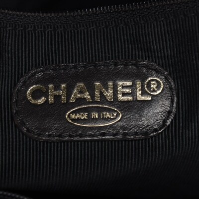 Chanel Caviar Quilted Flap Shoulder Bag - 3