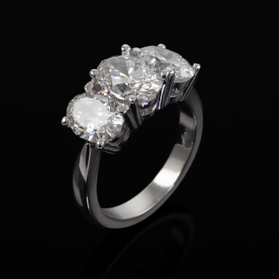 3.50ct Diamond Trilogy Ring GIA E SI2 - 15