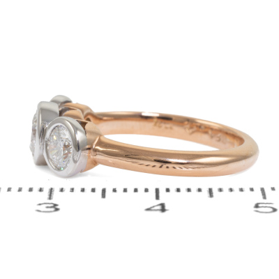 1.02ct Diamond Trilogy Ring - 3