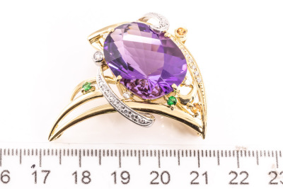 24.98ct Amethyst and Diamond Brooch - 2