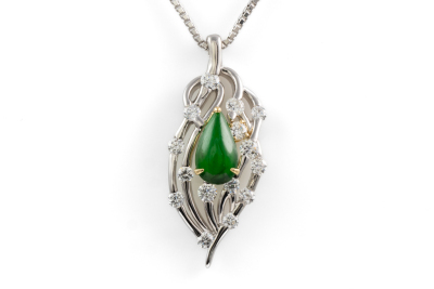 1.02ct Jade & 1.02ct Diamond Pendant - 2