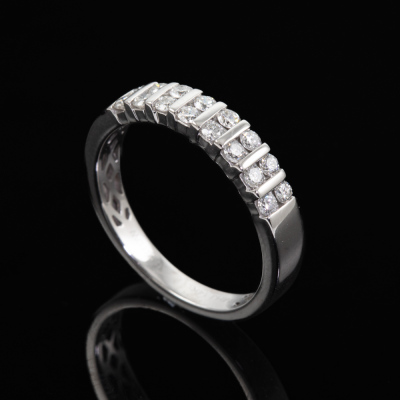 Michael Hill Diamond Ring - 5