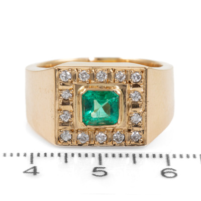 0.58ct Emerald & Diamond Mens Ring 23.3g - 2