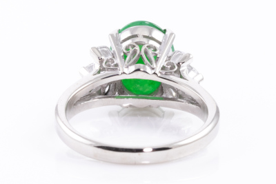 2.40ct Jade and Diamond Ring - 4