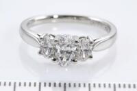 1.04ct Diamond Ring - 3